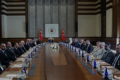Cumhurbaşkanı Erdoğan Şehit Aileleri ve Gazileri Külliyede Ağırladı