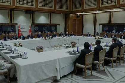 Cumhurbaşkanı Erdoğan Süper Lige Yükselen Kulüpleri Kabul Etti